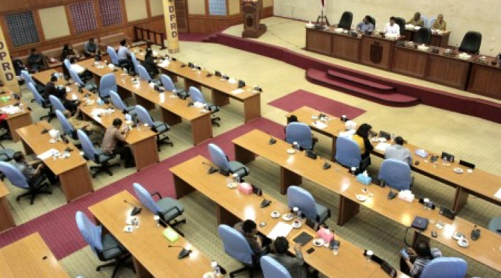 Selama 5 Tahun, DPRD Polewali Mandar Hanya Buat 2 Perda Inisiatif Selama 5 Tahun, DPRD Polewali Mandar Hanya Buat 2 Perda Inisiatif