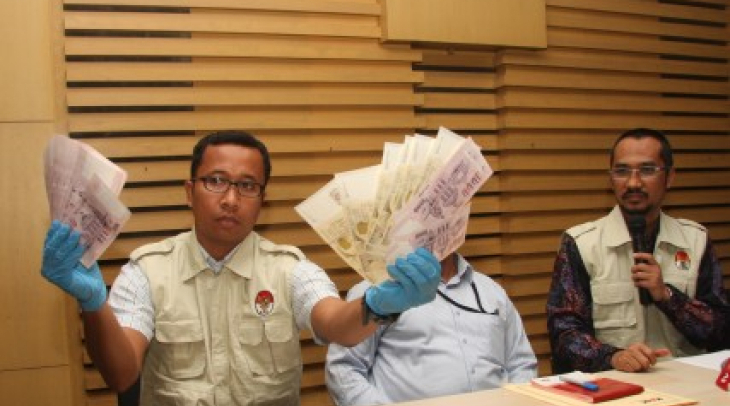 Pasca Penahanan Bupati Biak Numfor, KPK Incar Tersangka Lain Pasca Penahanan Bupati Biak Numfor, KPK Incar Tersangka Lain