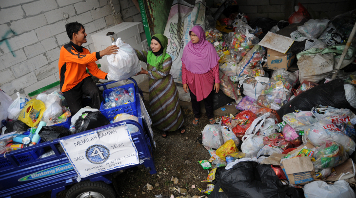 Bank Sampah di Kupang Mampu Jual 10 Ton Limbah Bank Sampah di Kupang Mampu Jual 10 Ton Limbah