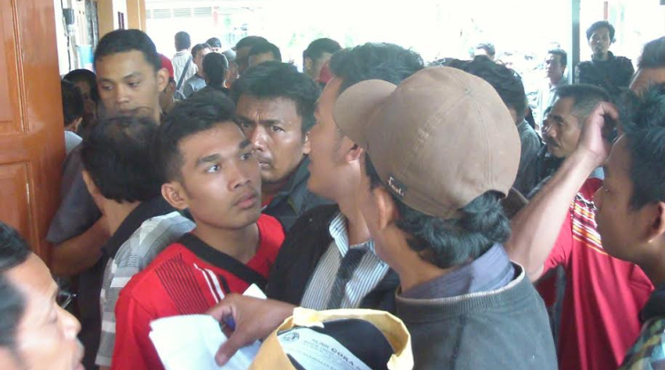 Ribuan TKI NTB Ingin Balik ke Negara Tempat Bekerja Ribuan TKI NTB Ingin Balik ke Negara Tempat Bekerja