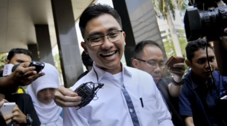 Diperiksa KPK Hampir 8 Jam, Putra Atut Dicecar 25 Pertanyaan Diperiksa KPK Hampir 8 Jam, Putra Atut Dicecar 25 Pertanyaan