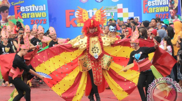 Karawo Diharapkan Bisa Saingi Kepopuleran Batik Karawo Diharapkan Bisa Saingi Kepopuleran Batik